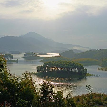 Giangtien Homestay-Vulinh Farmstay-Bungalow Yen Binh Bagian luar foto